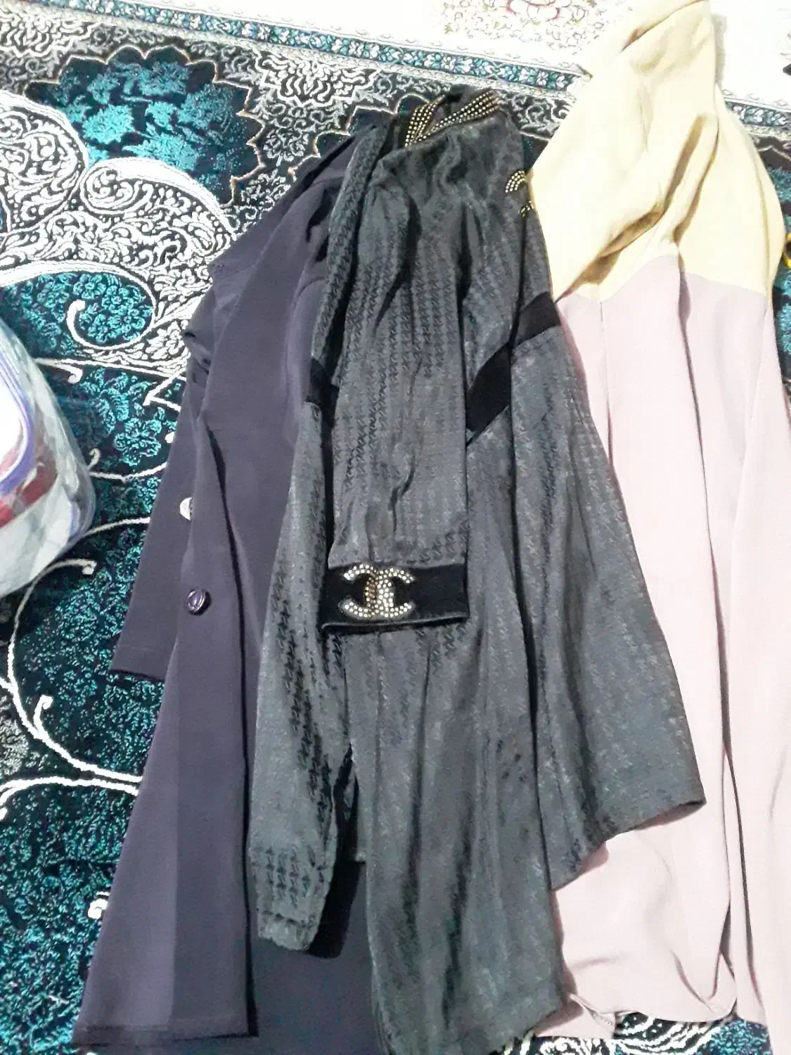 لباس|لباس|خرم‌آباد, |دیوار