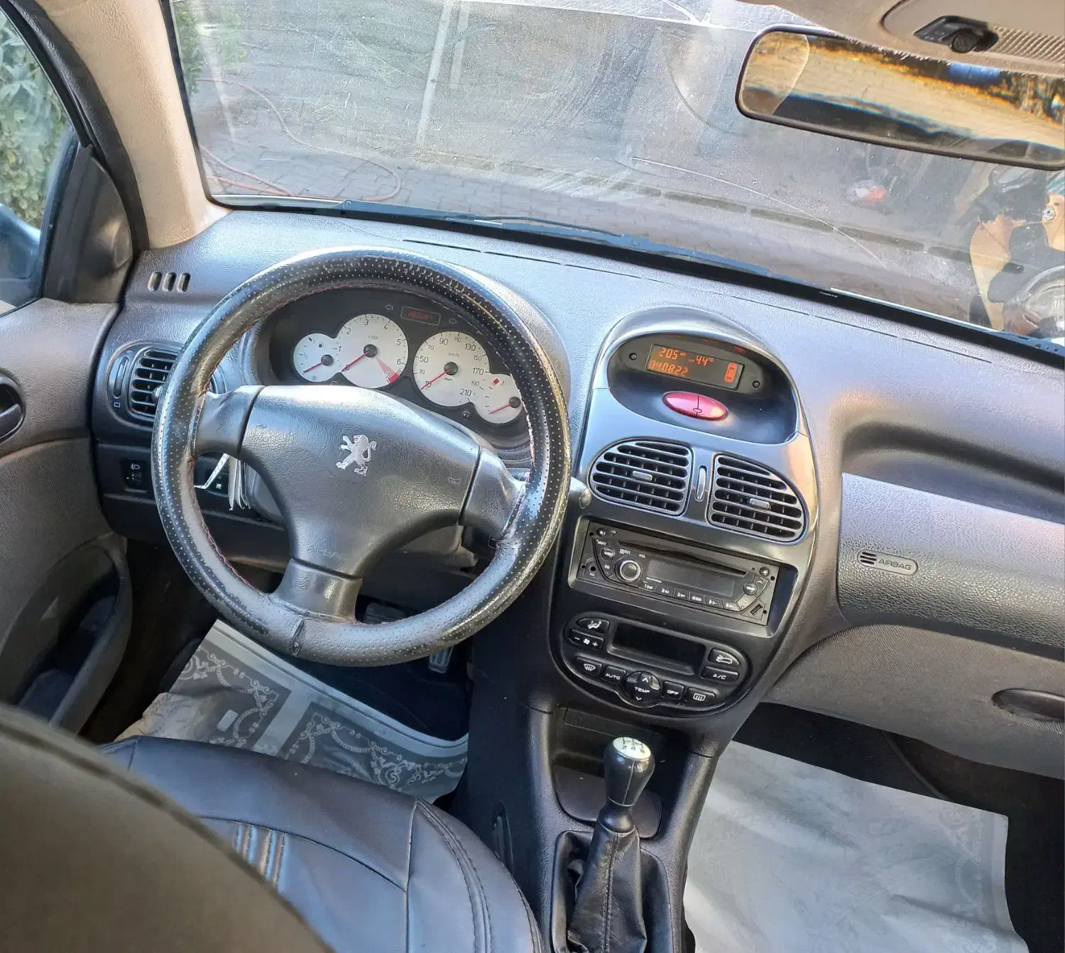 206 sd مدل ۹۳|خودرو سواری و وانت|تربتحیدریه, باغ ملی|دیوار