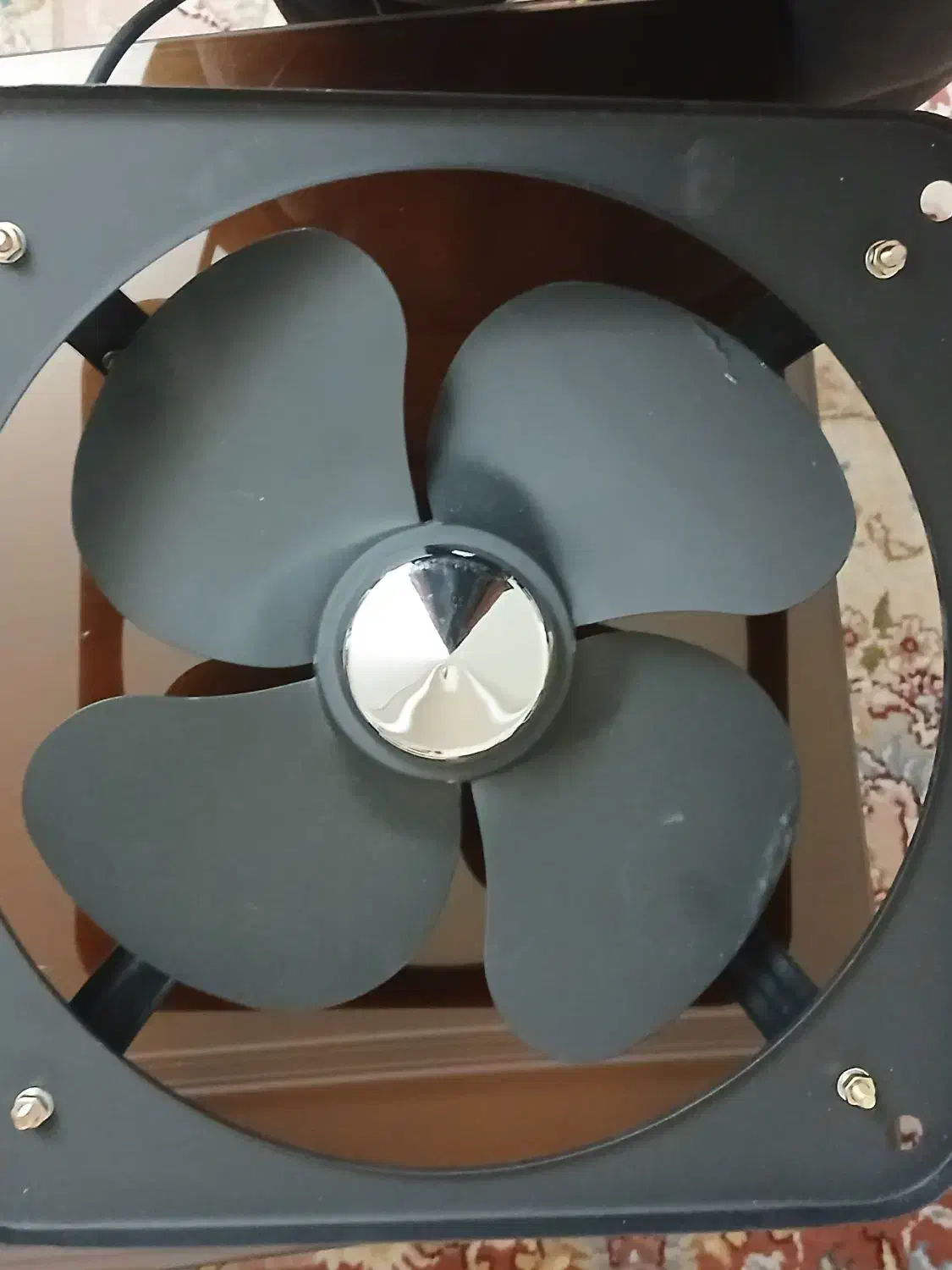 هواکش خارجی|پنکه و تصفیهکنندهٔ هوا|تبریز, |دیوار