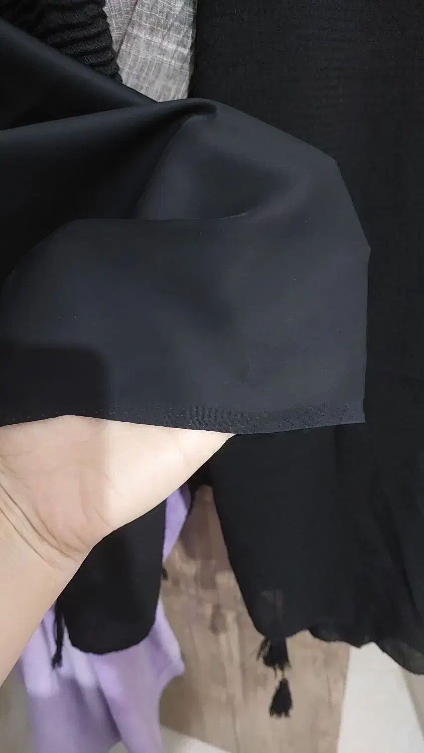 چادر مشکی|لباس|ساوه, |دیوار