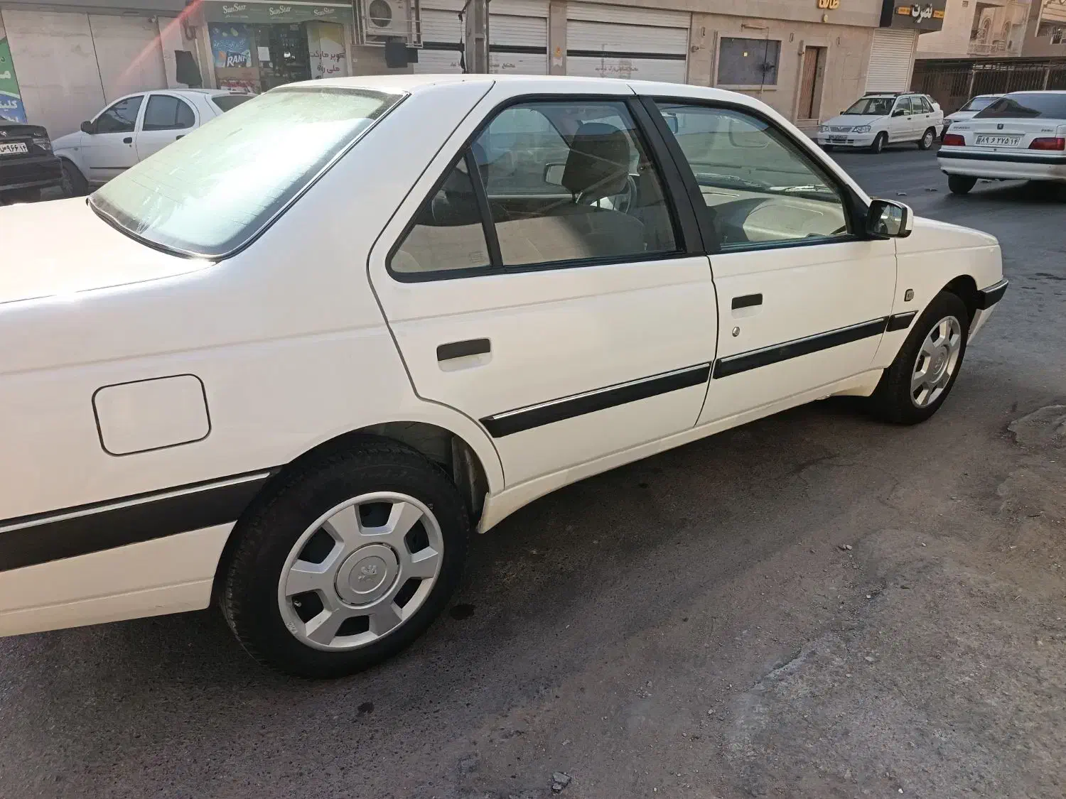 پژو 405 اس ال ایکس|خودرو سواری و وانت|اهواز, کوی آغاجاری|دیوار