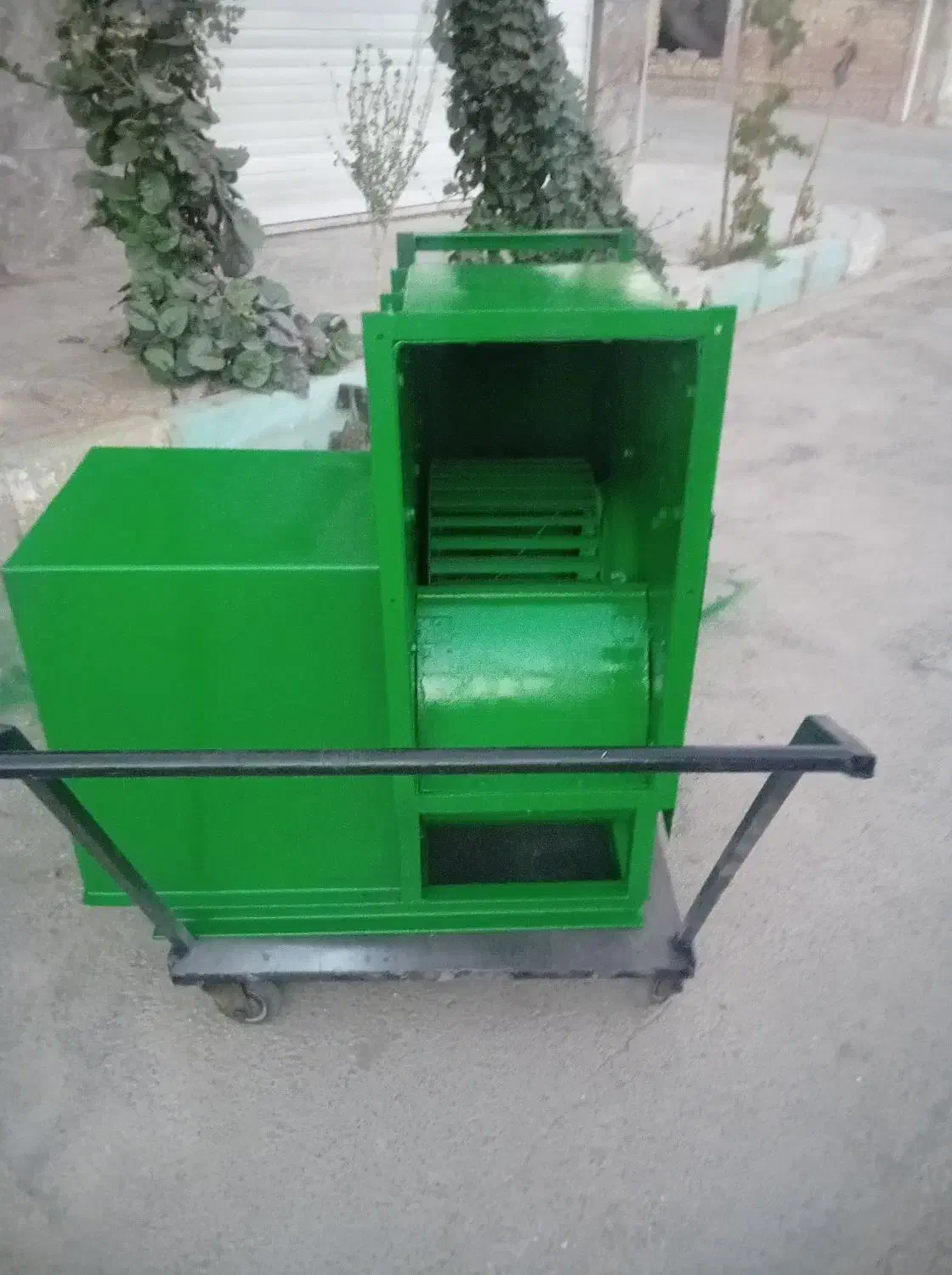 سرخکنفرساندویچچرخگوشتگرمکنپوستکنخلالکن|کافیشاپ و رستوران|اصفهان, قهجاورستان|دیوار