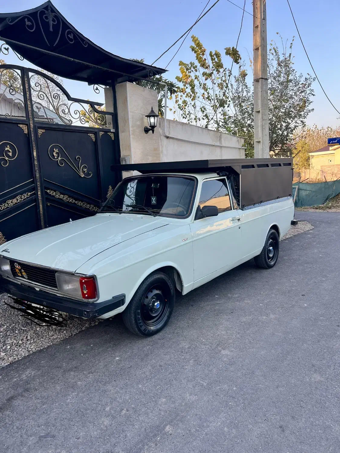 وانت بار|خدمات حمل و نقل|تهران, فلسطین (میدان انقلاب)|دیوار