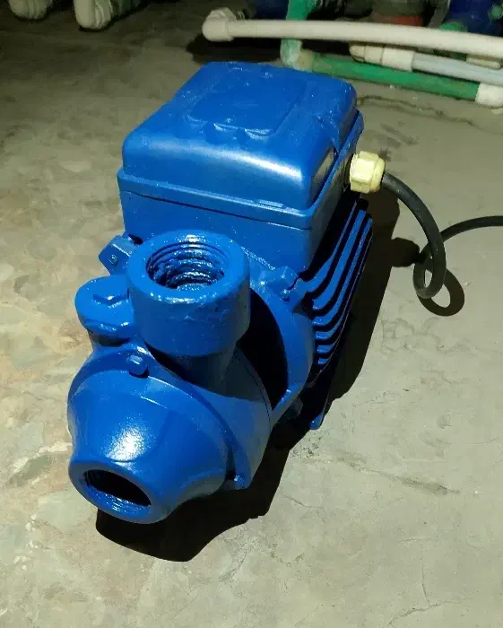 پمپ آب 1.5 اسب بخار ایتالیایی نیاز به تعمیر 3 تومن|ابزارآلات|بندر ماهشهر, |دیوار