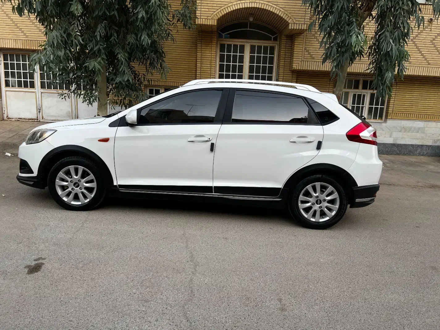 mvm|خودرو سواری و وانت|قم, باجک دو|دیوار