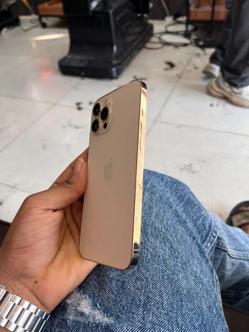 ایفون 12پرومکس‌‌ پک اصلی J/A|موبایل|بندرعباس, |دیوار