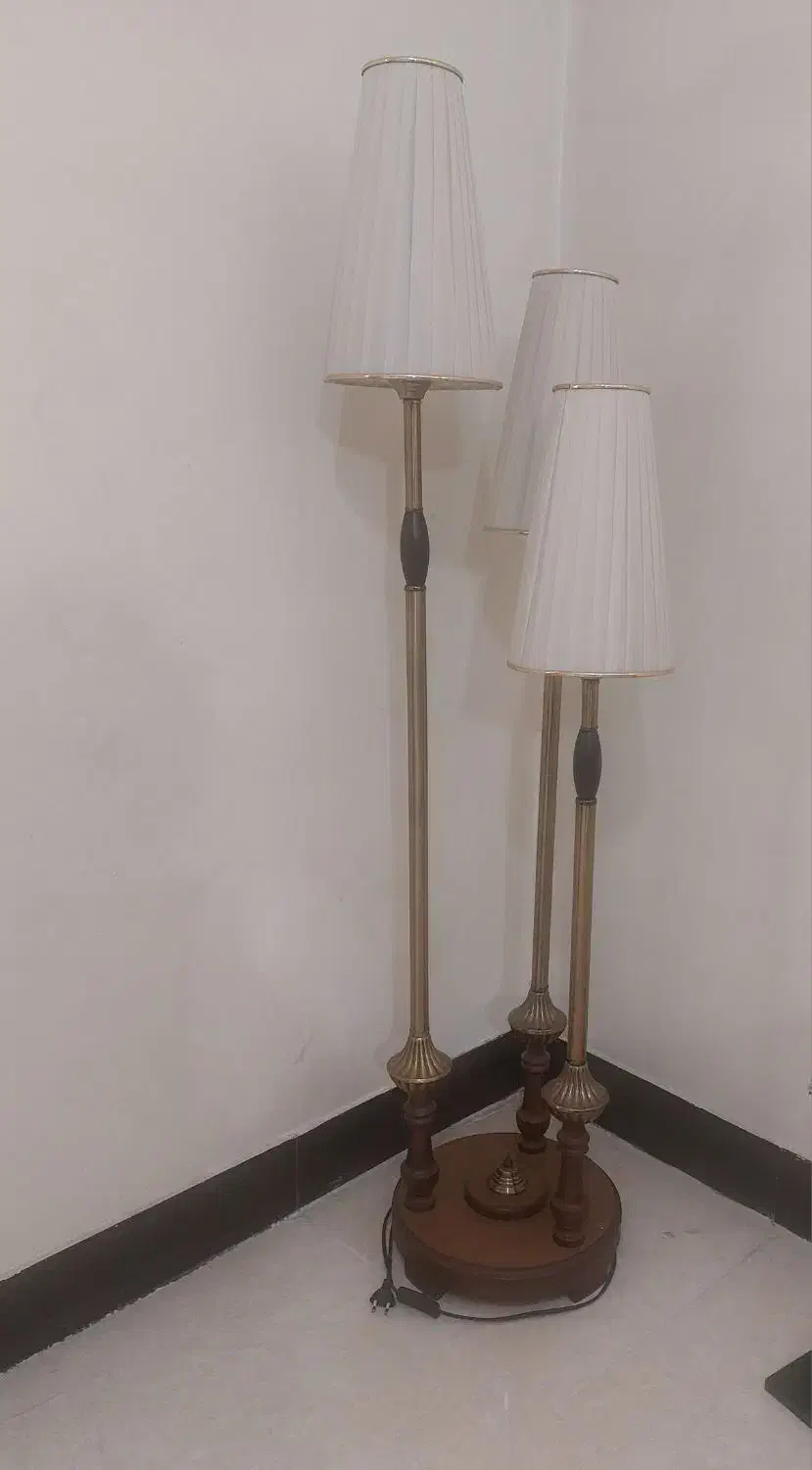 اباژر|چراغ خواب و آباژور|دورود, |دیوار