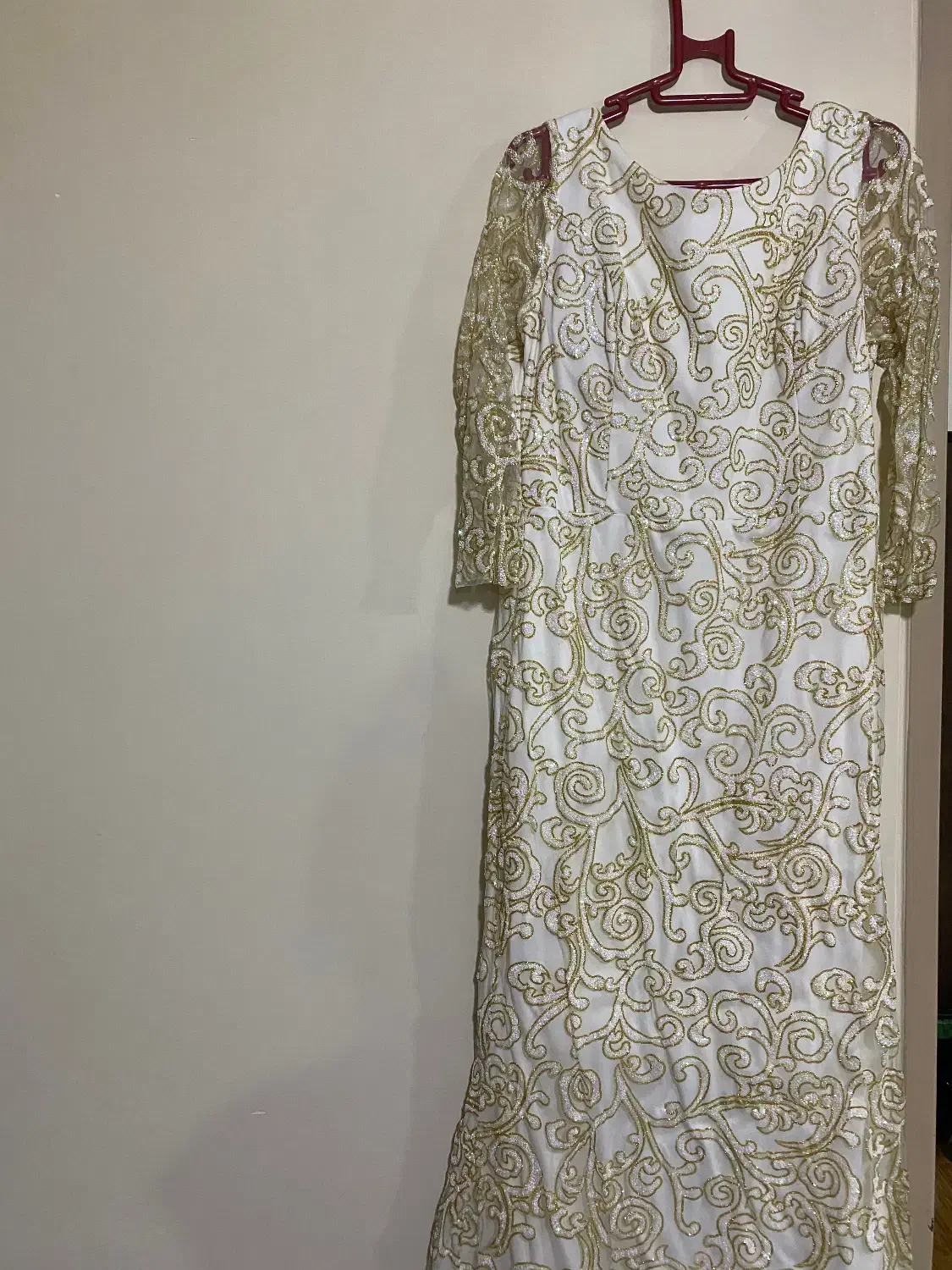 لباس شب|لباس|ملارد, |دیوار