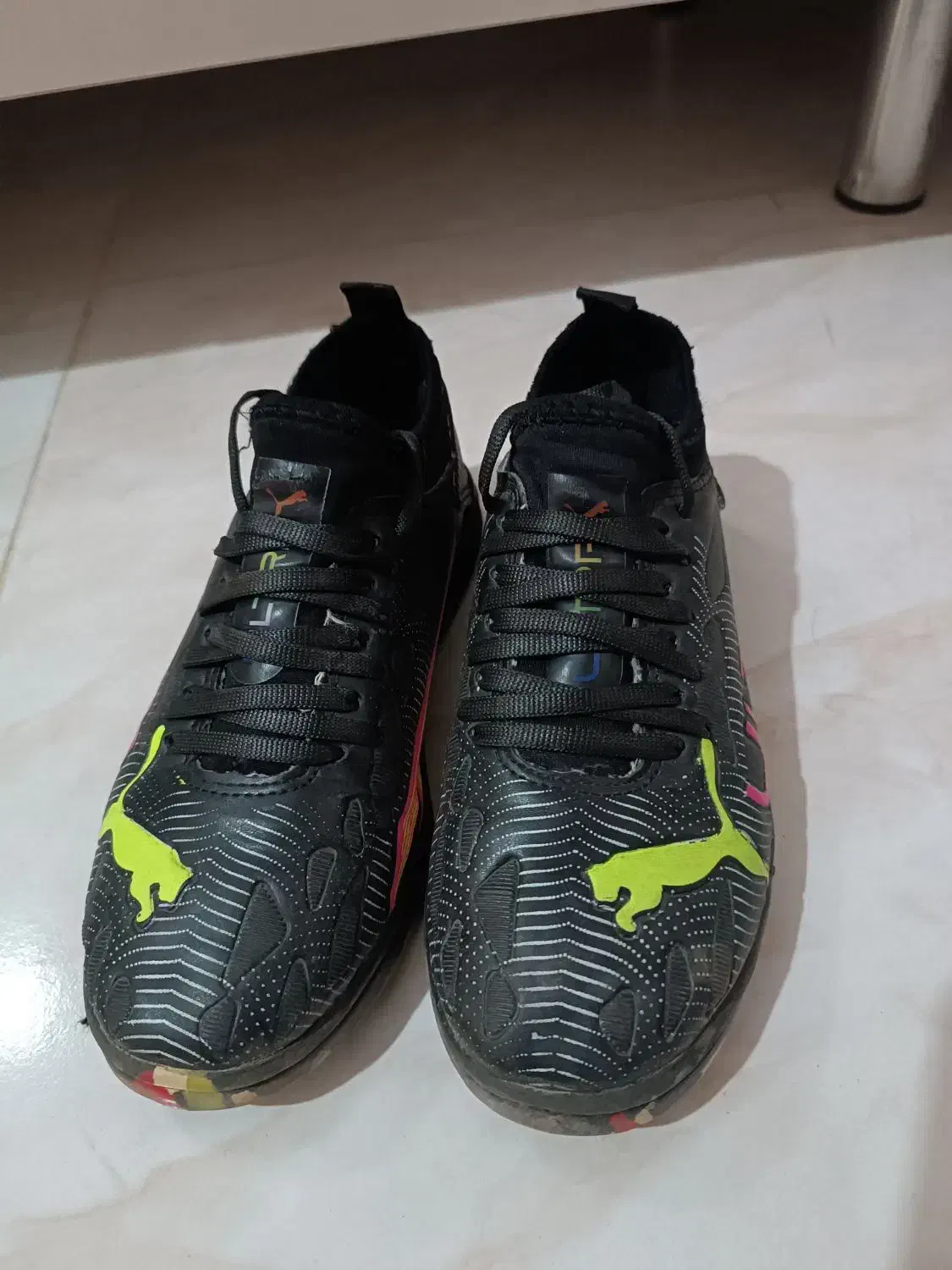 کفش فوتبال سالنی|کیف، کفش، کمربند|جلفا, |دیوار