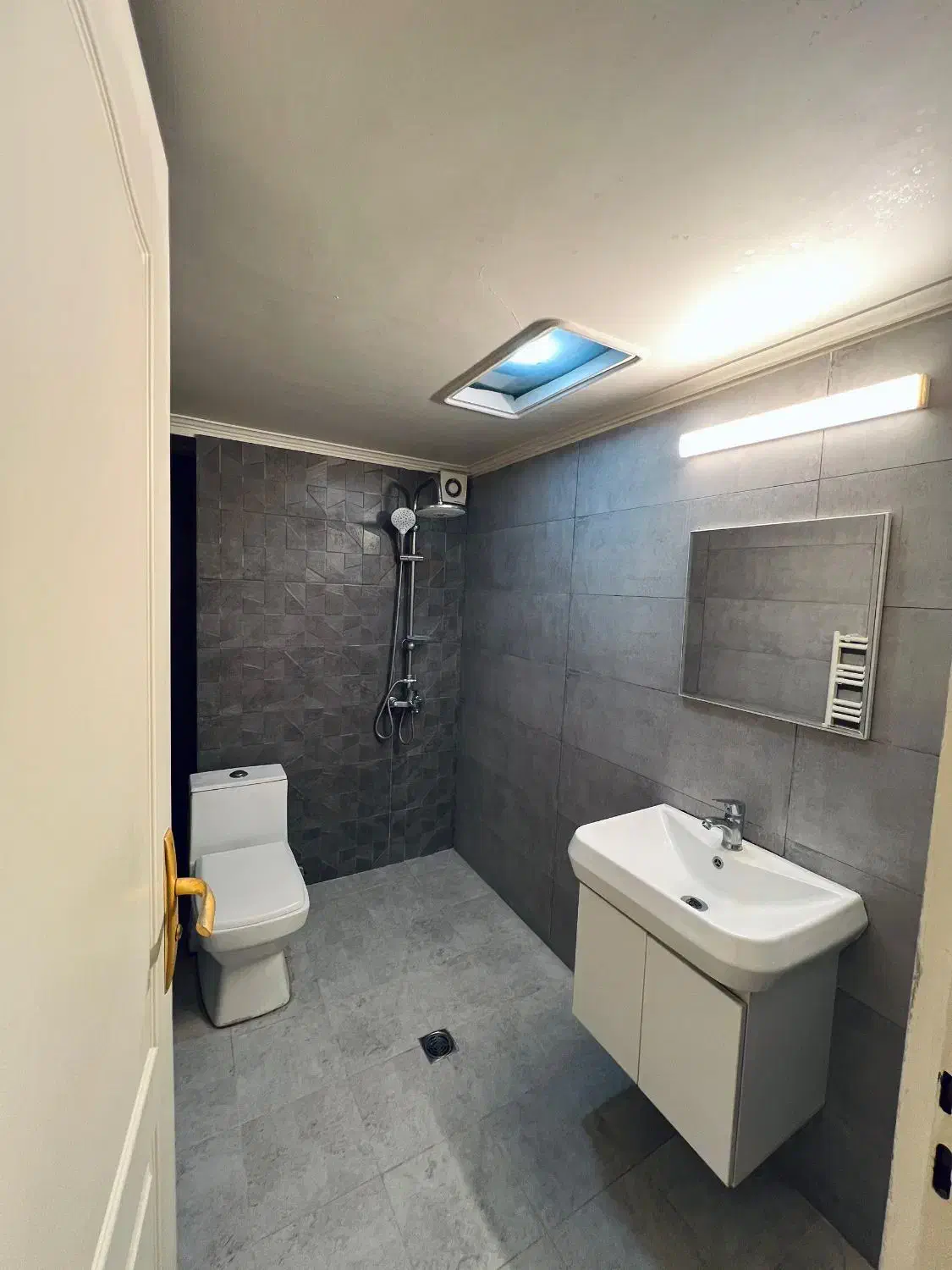 ۱۲۰ متر /دروس/ ۲ خواب بزرگ/|اجارهٔ آپارتمان|تهران, قلهک|دیوار