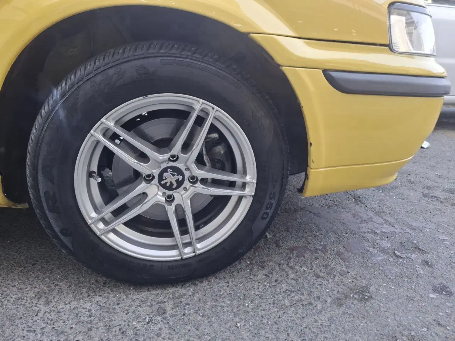 رینگ و لاستیک اسپرت|قطعات یدکی و لوازم جانبی|کرمانشاه, |دیوار