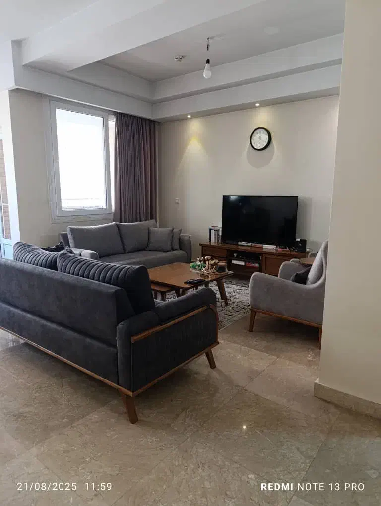 برج باغ۱۰۰ متر/دوخواب /تراس/خیابان اصلی ولنجک