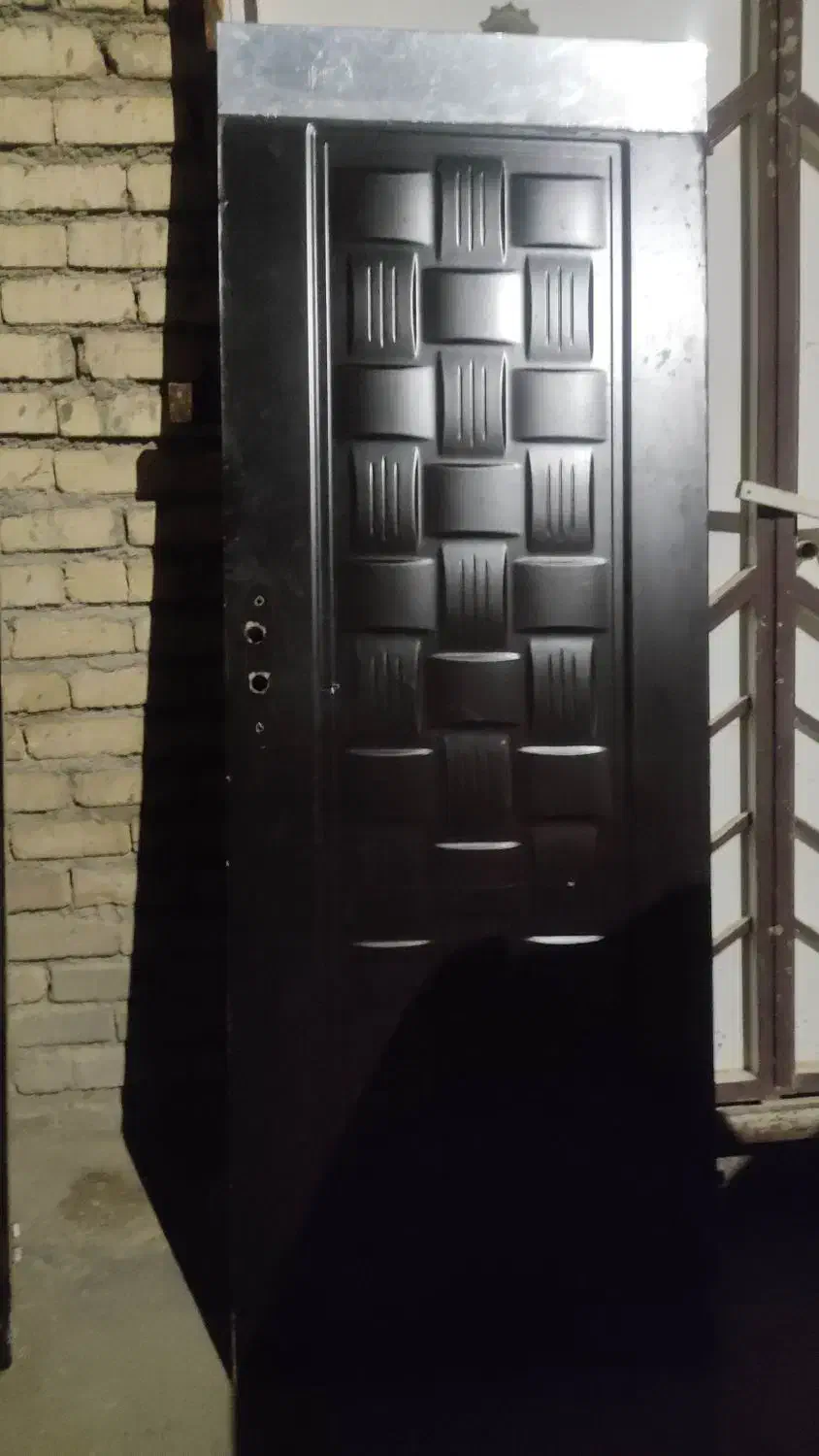 درب چوبی|مصالح و تجهیزات ساختمان|حبیب آباد, |دیوار