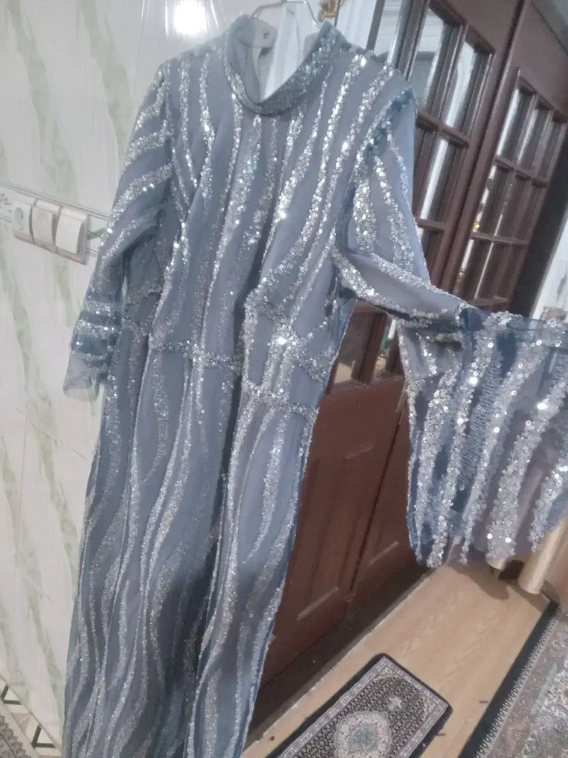 پیرهن مجلسی|لباس|ارومیه, |دیوار