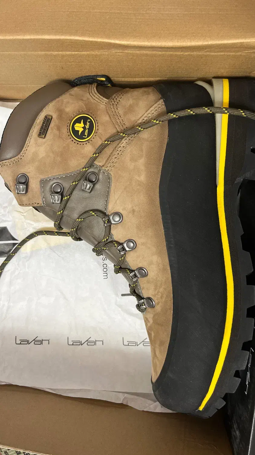 کفش کوه لاوان|کوهنوردی و کمپینگ|آمل, |دیوار