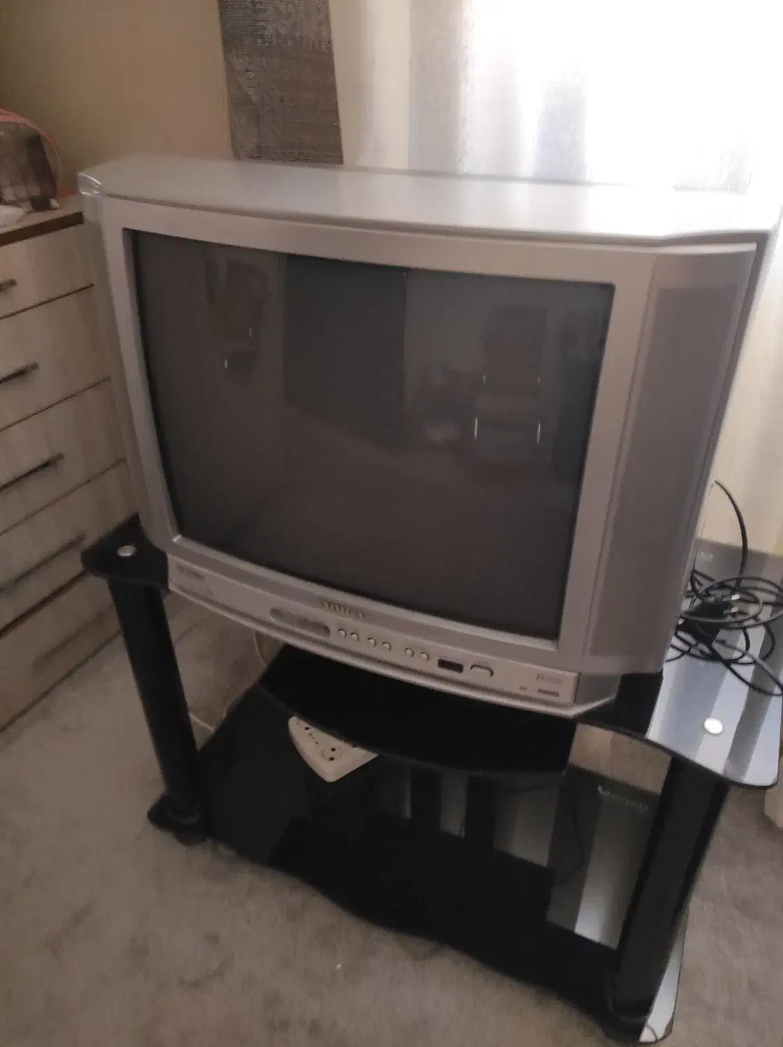 تلویزیون ایوا  ژاپنی  سالم|تلویزیون و پروژکتور|شیراز, شهرک قمشه|دیوار