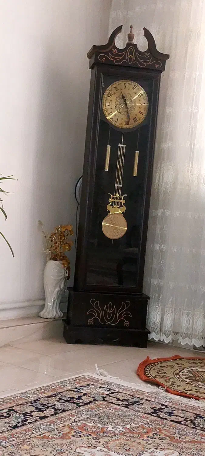 ساعت ایستاده۳۰۰تومن|ساعت دیواری و تزئینی|نظرآباد, رسالت|دیوار