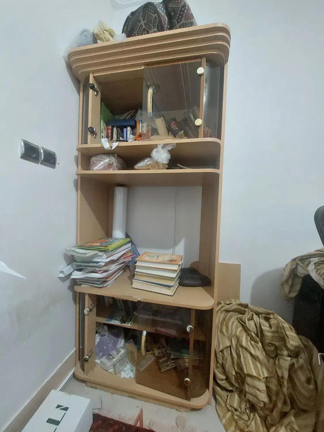 کمد لباس و تلوزیون|جاکفشی، کمد، دراور|فردوس (خراسان), |دیوار