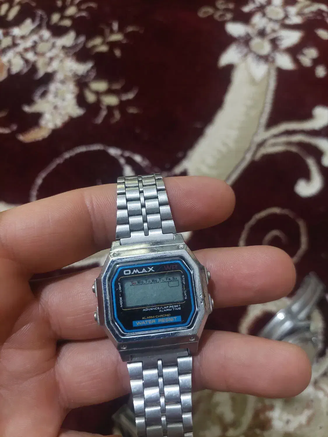 ساعت اوماکس|ساعت|اقبالیه, |دیوار