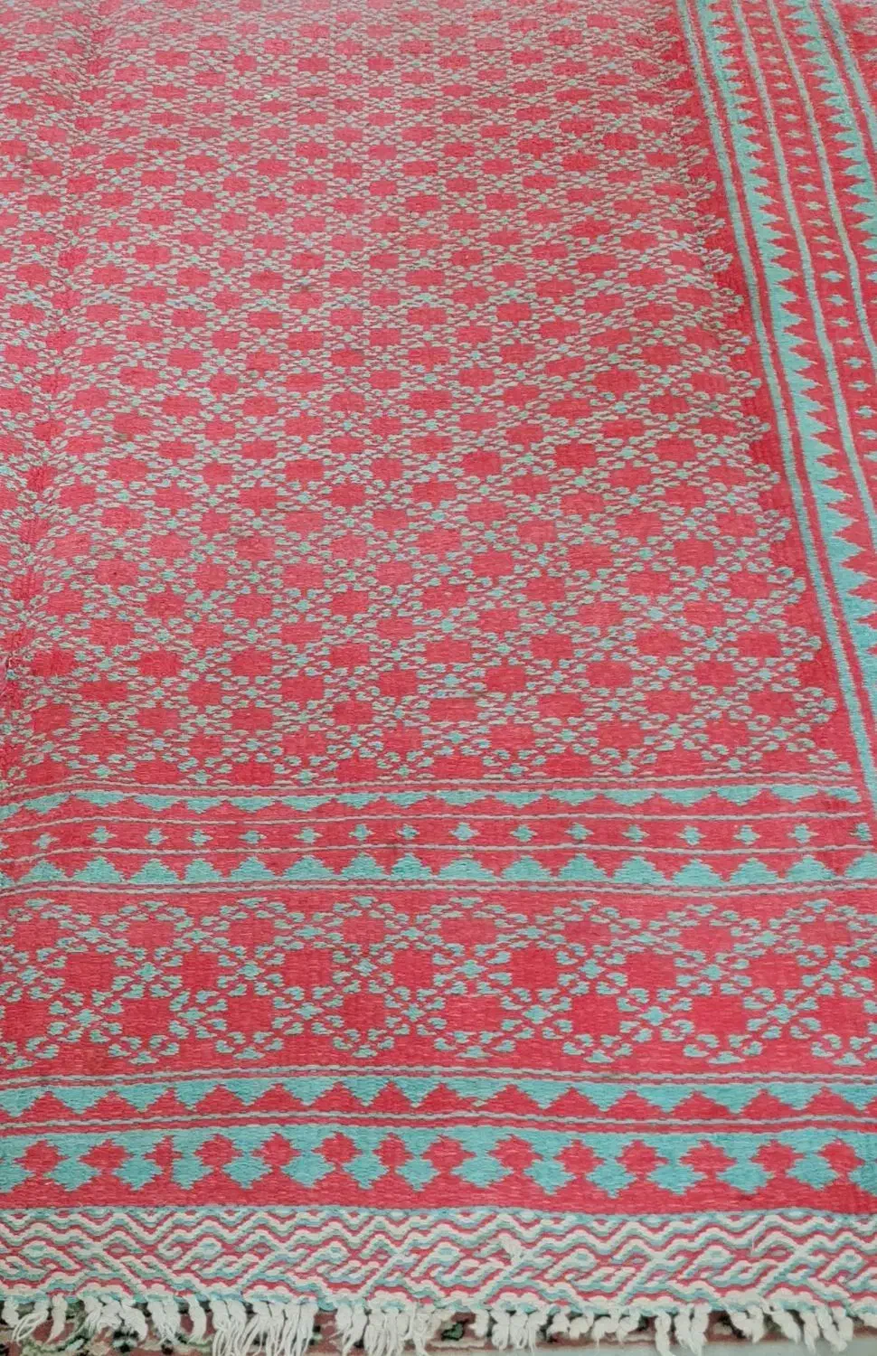 گلیم دو رو با قدمت ۱۰۰ ساله|گلیم، جاجیم، گبه|ری, ولی آباد|دیوار