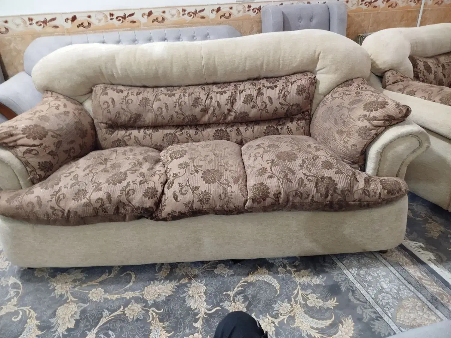 مبل ۷نفره فوری|مبلمان خانگی و میز عسلی|یزد, |دیوار