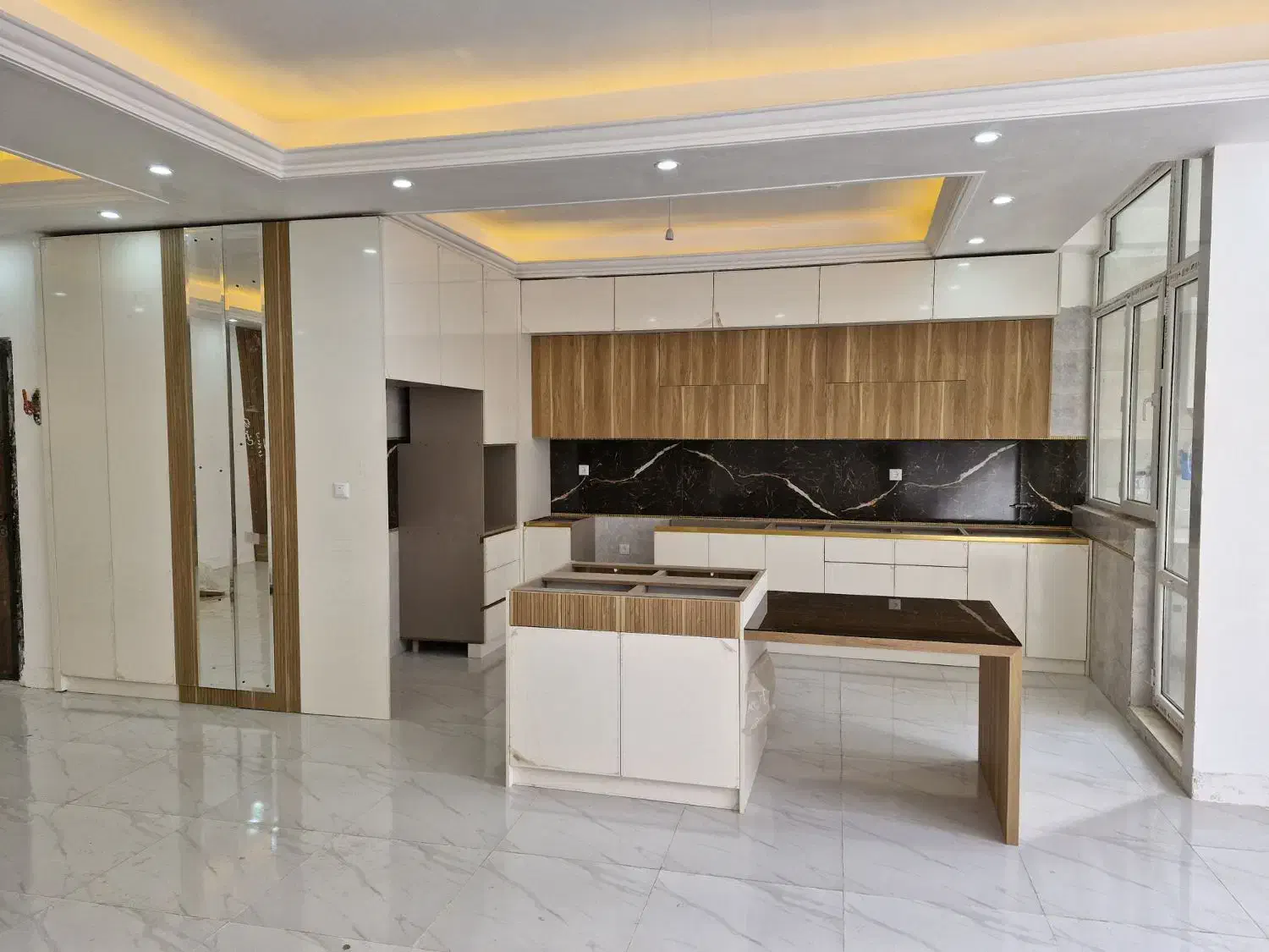 کمک نصاب کابینت و کمد دیواری نیازمندم|استخدام معماری، عمران و ساختمانی|تهران, آزادشهر|دیوار