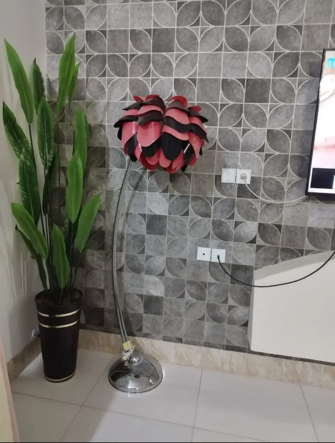 آباژر ایستاده|چراغ خواب و آباژور|فسا, |دیوار