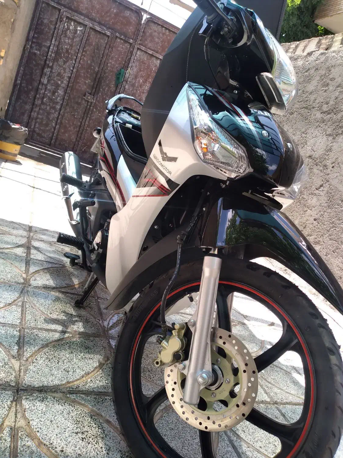 موتور بیکلاچ|موتورسیکلت|بافت, |دیوار