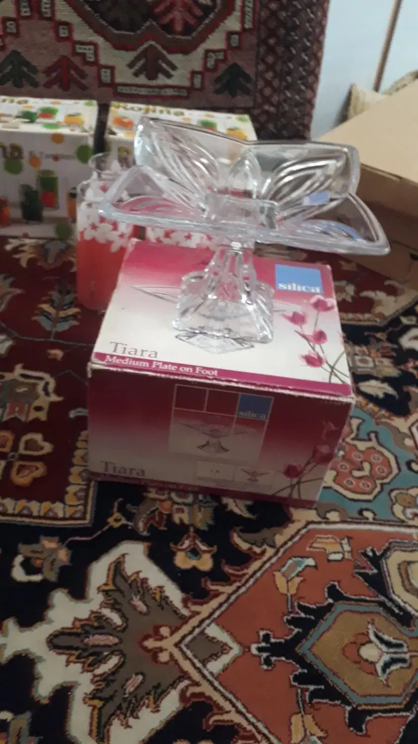 بشقاب  دو دست نمکدان ولیوان دودست وشیرینی خوری|ظروف سرو و پذیرایی|تبریز, |دیوار