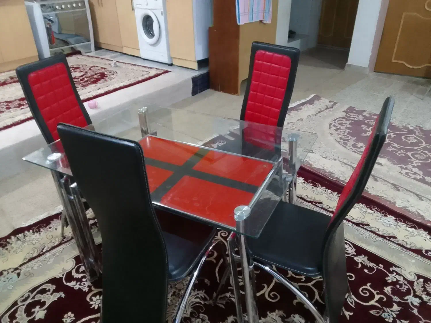 میز نهار خوری|میز و صندلی غذاخوری|ایلام, |دیوار