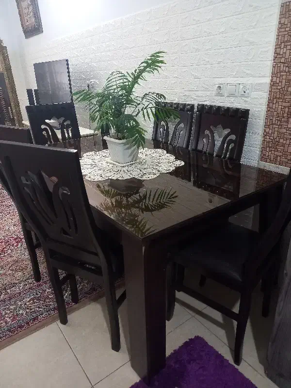میز ناهار خوری ۶ نفره در حد نو|میز و صندلی غذاخوری|زنجان, |دیوار