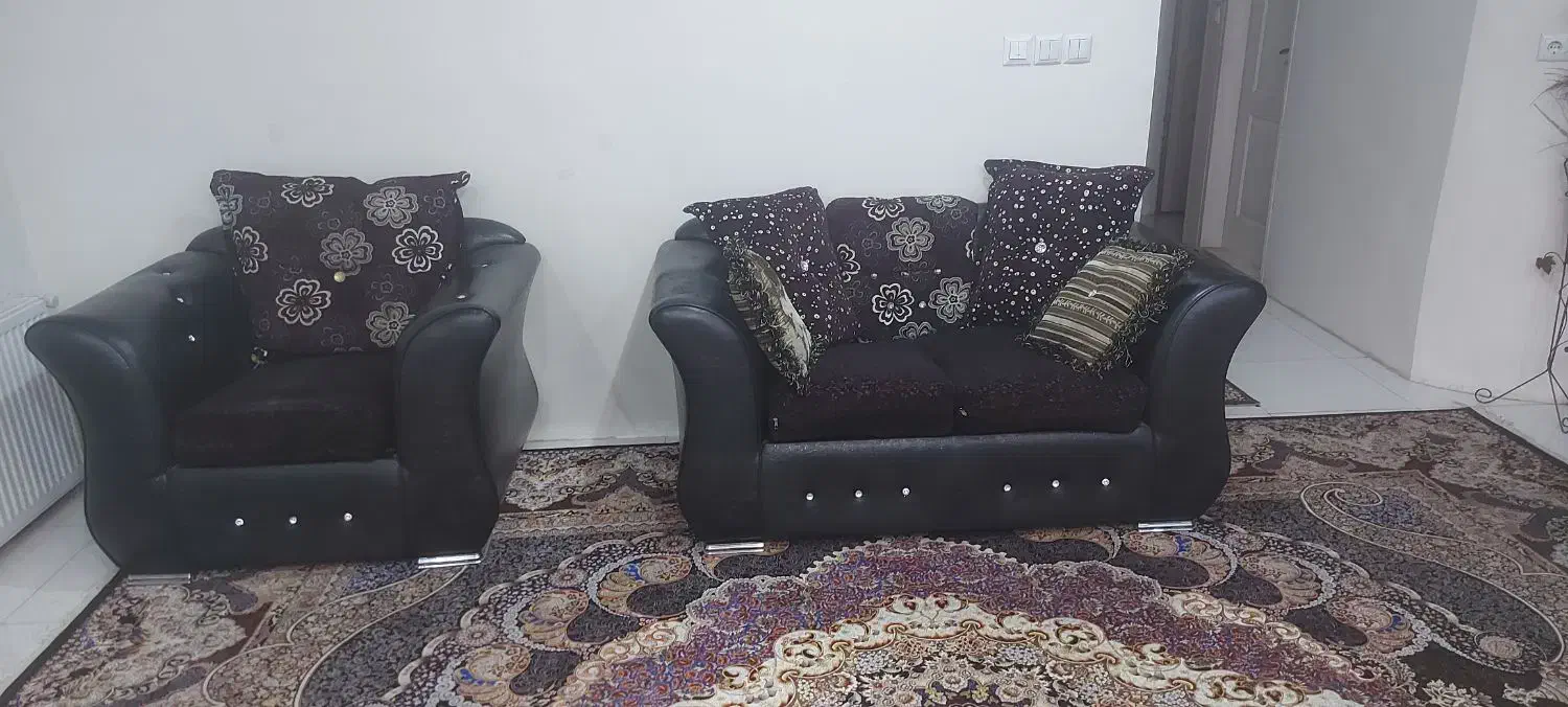 مبلمان راحتی چرم همراه عسلی|مبلمان خانگی و میز عسلی|فردیس, شهرک وحدت|دیوار