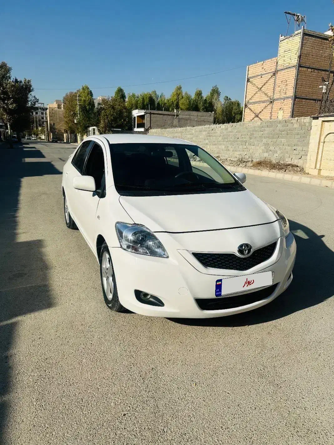 تویوتا یاریس فوق العاده سالم|خودرو سواری و وانت|تهران, تهرانسر غربی|دیوار