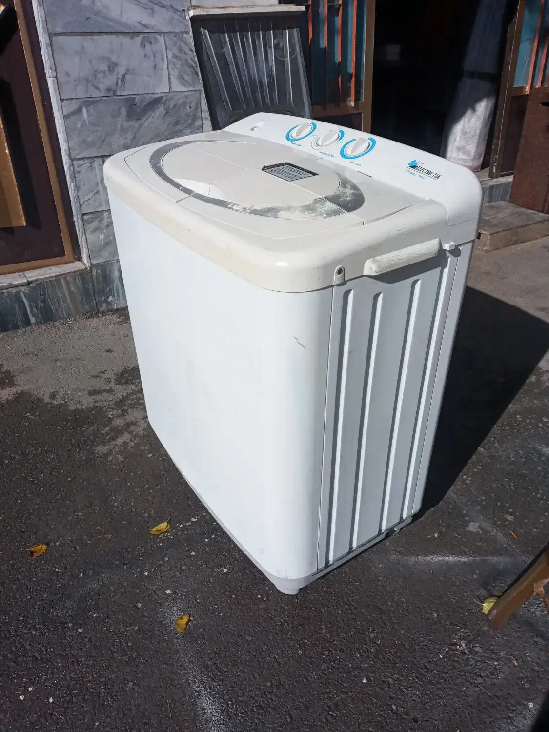 لباسشویی دوقلو|ماشین لباسشویی و خشک‌کن لباس|بروجرد, |دیوار