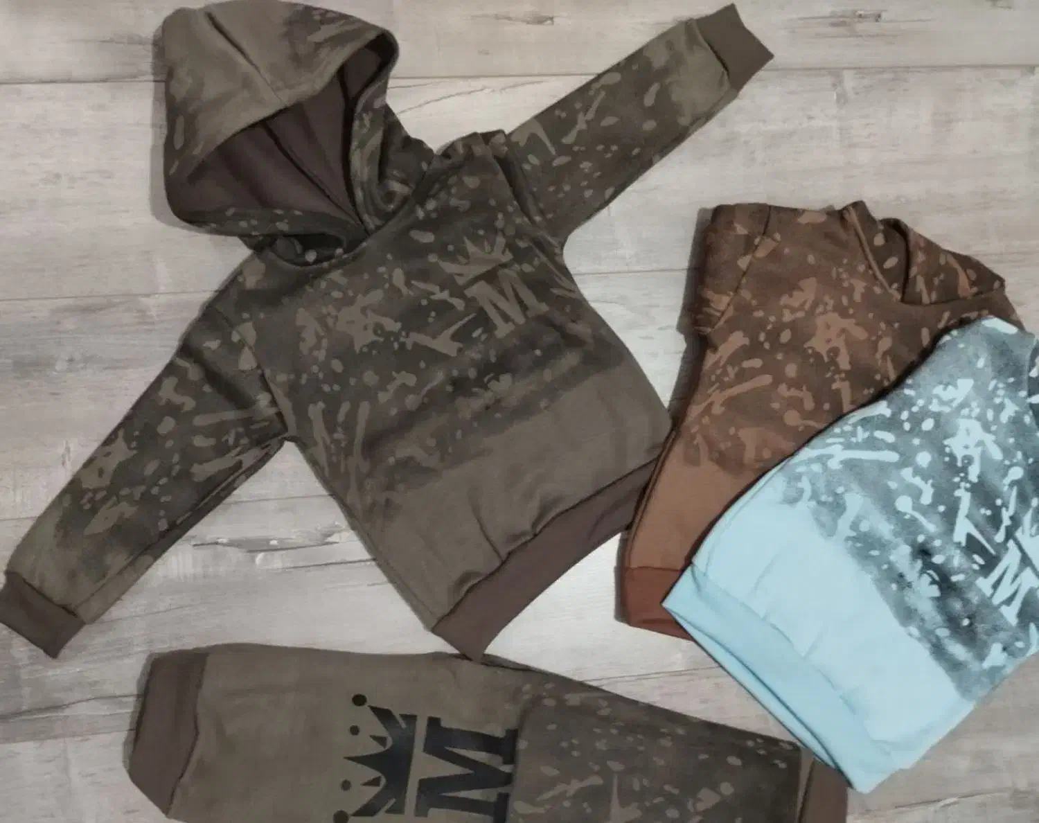 لباس پاییزی دخترانه و پسرانه|کفش و لباس بچه|زرند, |دیوار