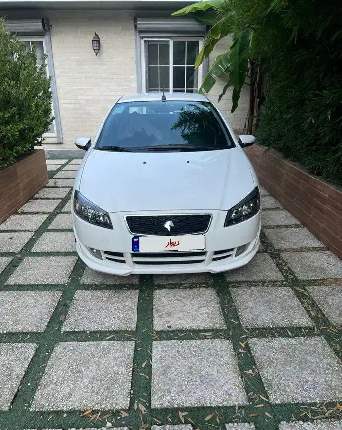 رانا پلاس 1401|خودرو سواری و وانت|رشت, منظریه|دیوار