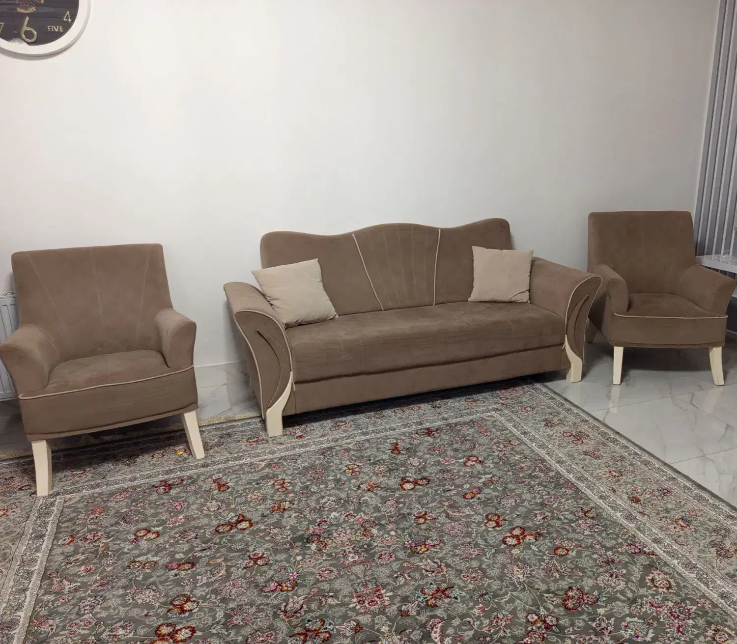 مبل 7 نفره سالم|مبلمان خانگی و میز عسلی|مهاباد (آذربایجان غربی), |دیوار