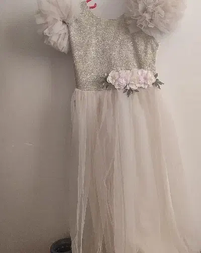 لباس عروس دخترانه|لباس|سبزوار, کهنه آب|دیوار