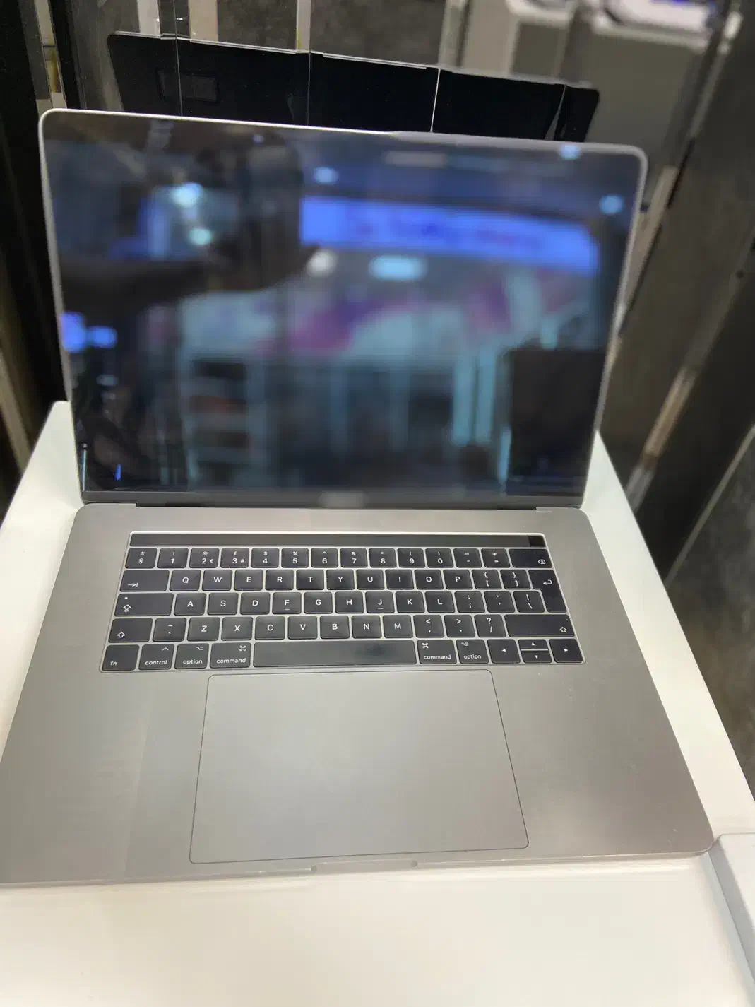 MacBook Pro 2018لب تاپ بدون پیش فقط تا امروز|رایانه همراه|اصفهان, احمدآباد|دیوار