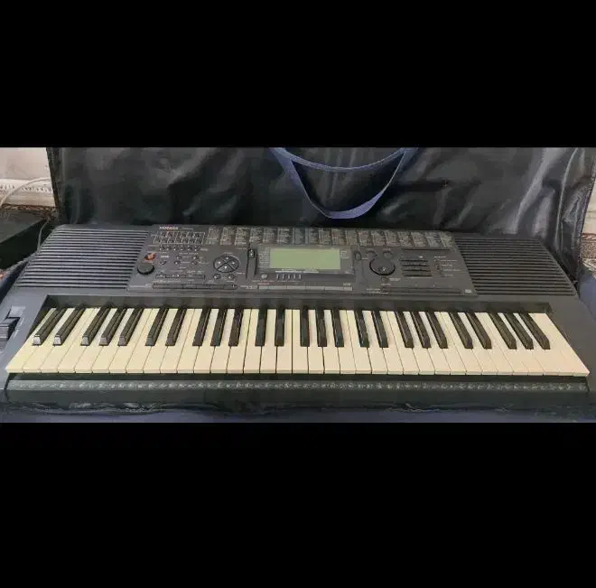 ارگ یاماها|پیانو، کیبورد، آکاردئون|کرج, ساسانی (قلمستان)|دیوار