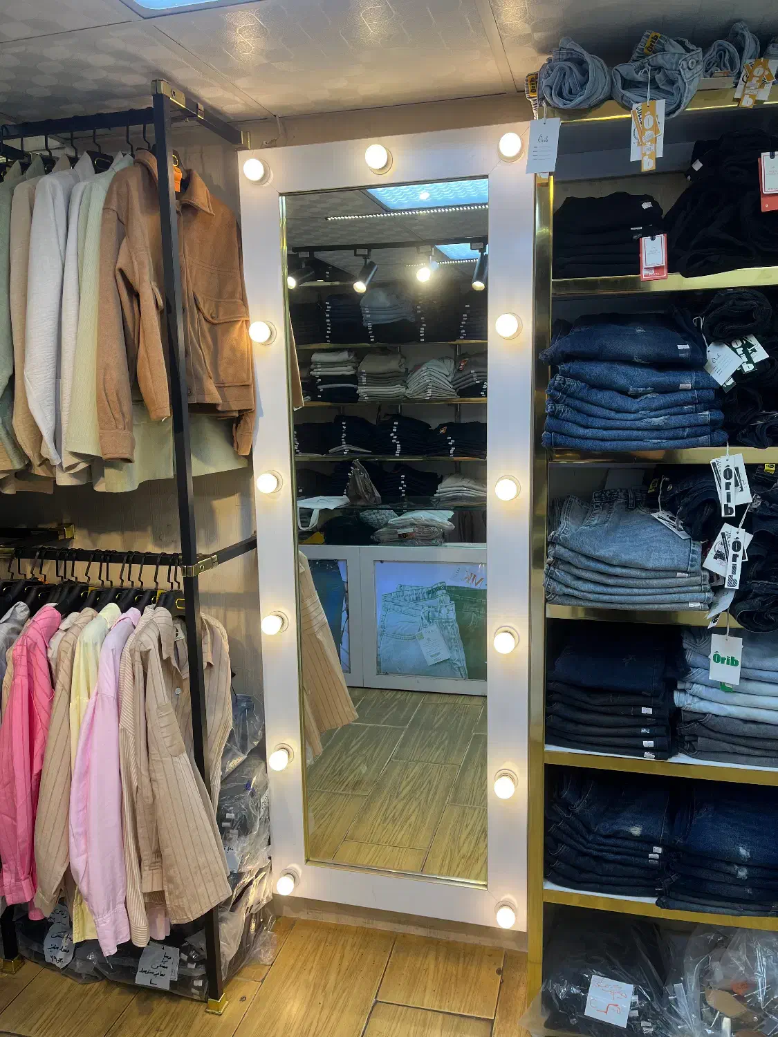 اینه قدی|فروشگاه و مغازه|لاهیجان, امیرشهید|دیوار