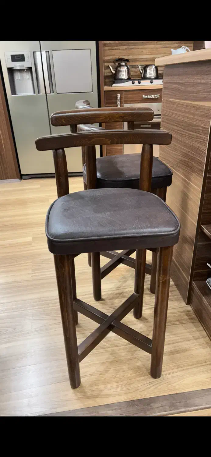 صندلی کانتر|میز و صندلی غذاخوری|لاهیجان, کوی آزادگان|دیوار