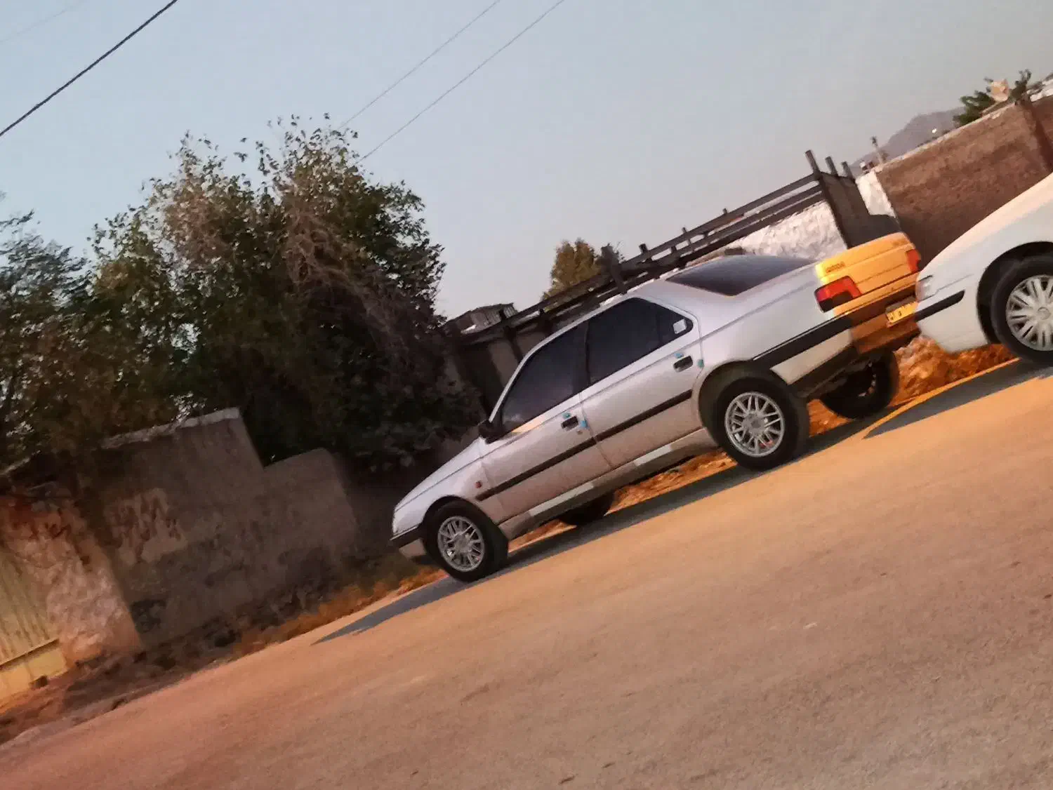 پژو405|خودرو سواری و وانت|خرم‌آباد, |دیوار