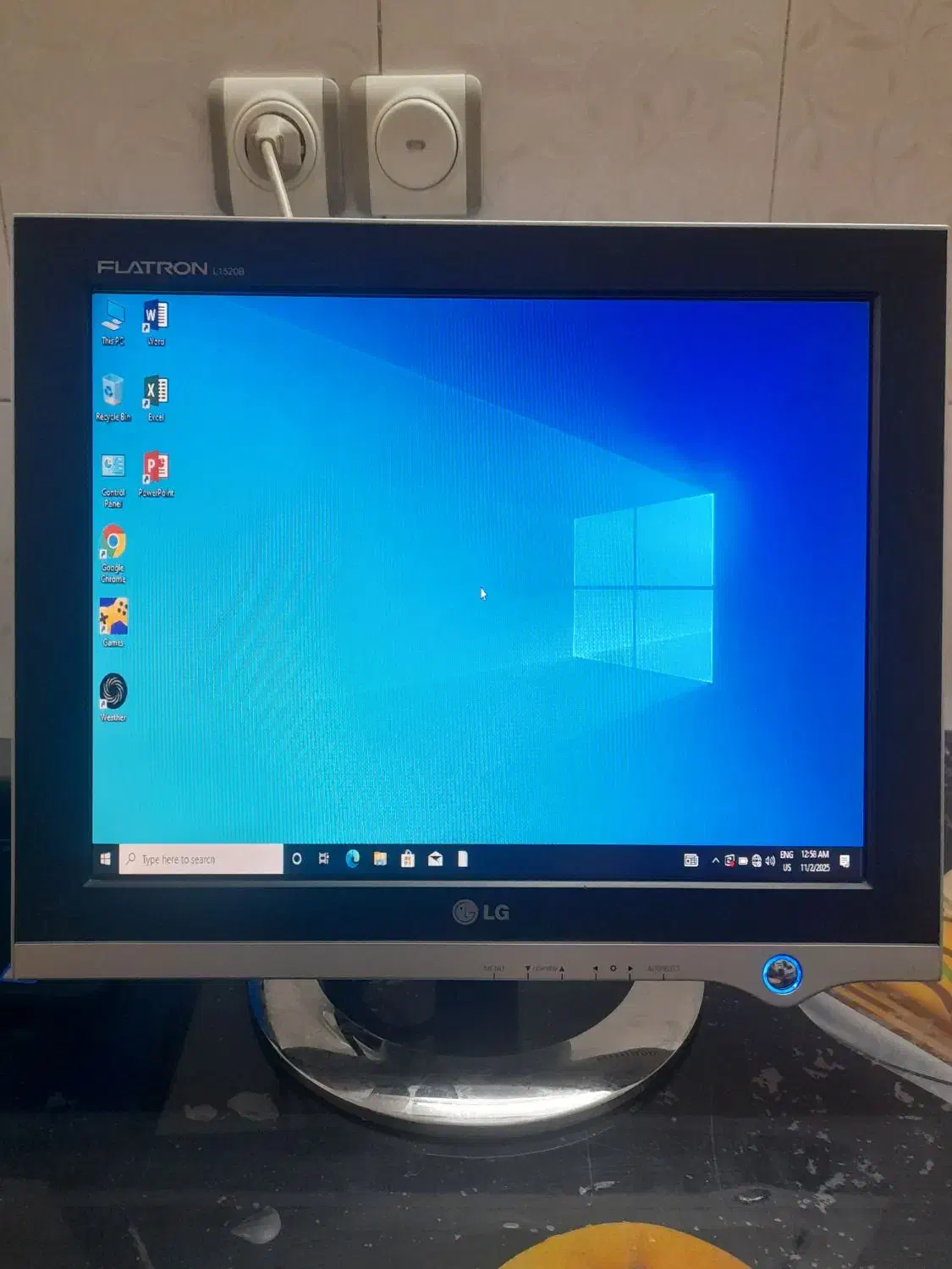 مانیتور LG|قطعات و لوازم جانبی رایانه|ورامین, ورامین|دیوار