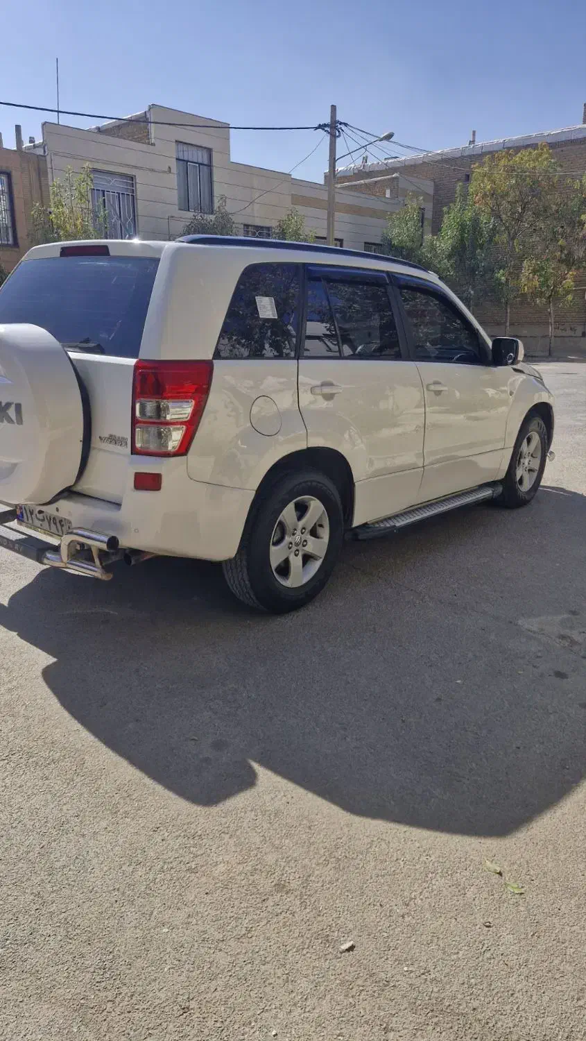 سوزوکی ویتارا ۲۰۰۸|خودرو سواری و وانت|همدان, |دیوار