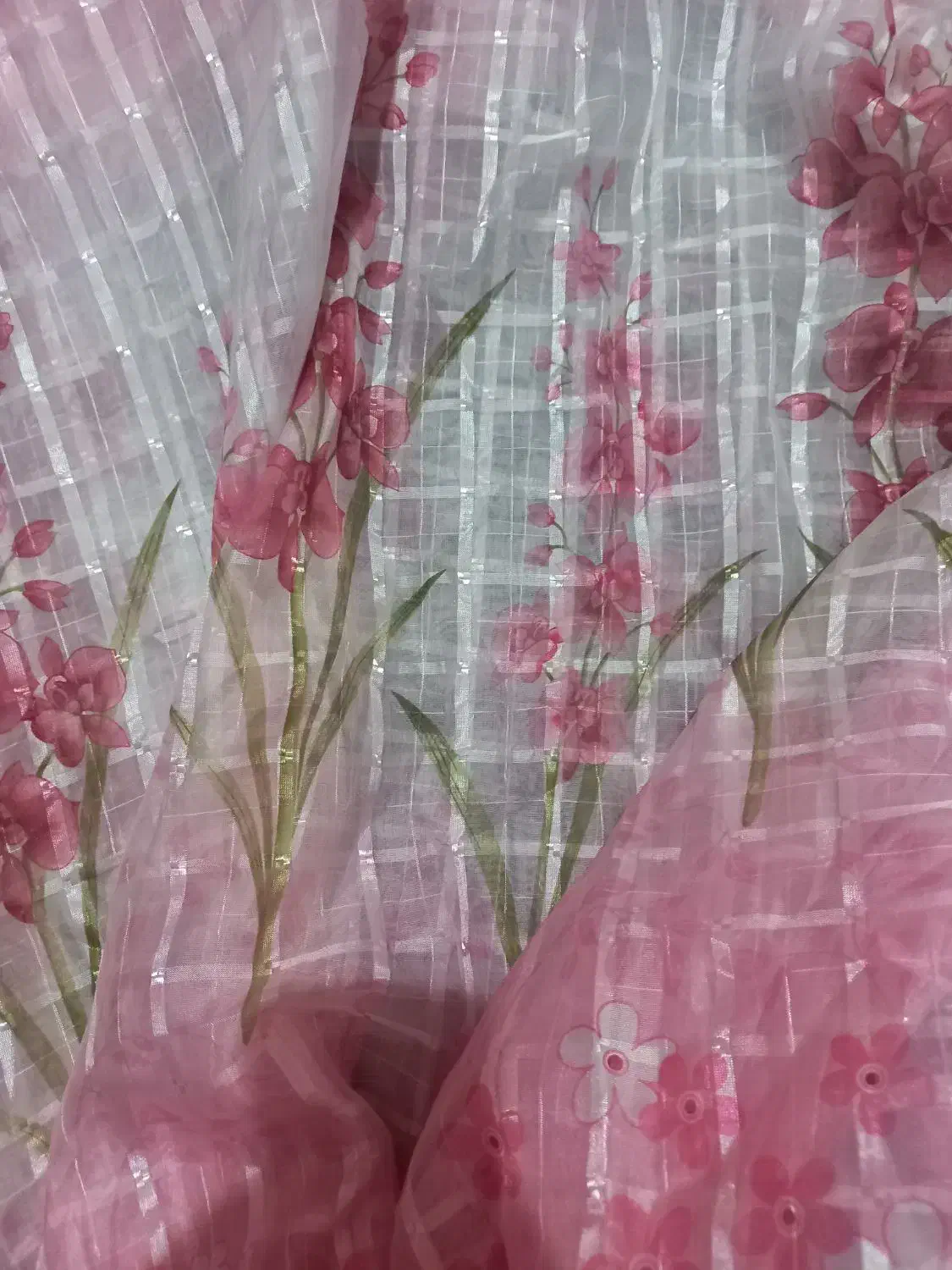 پرده|پرده، رانر، رومیزی|گلبهار, شهر جدید گلبهار|دیوار