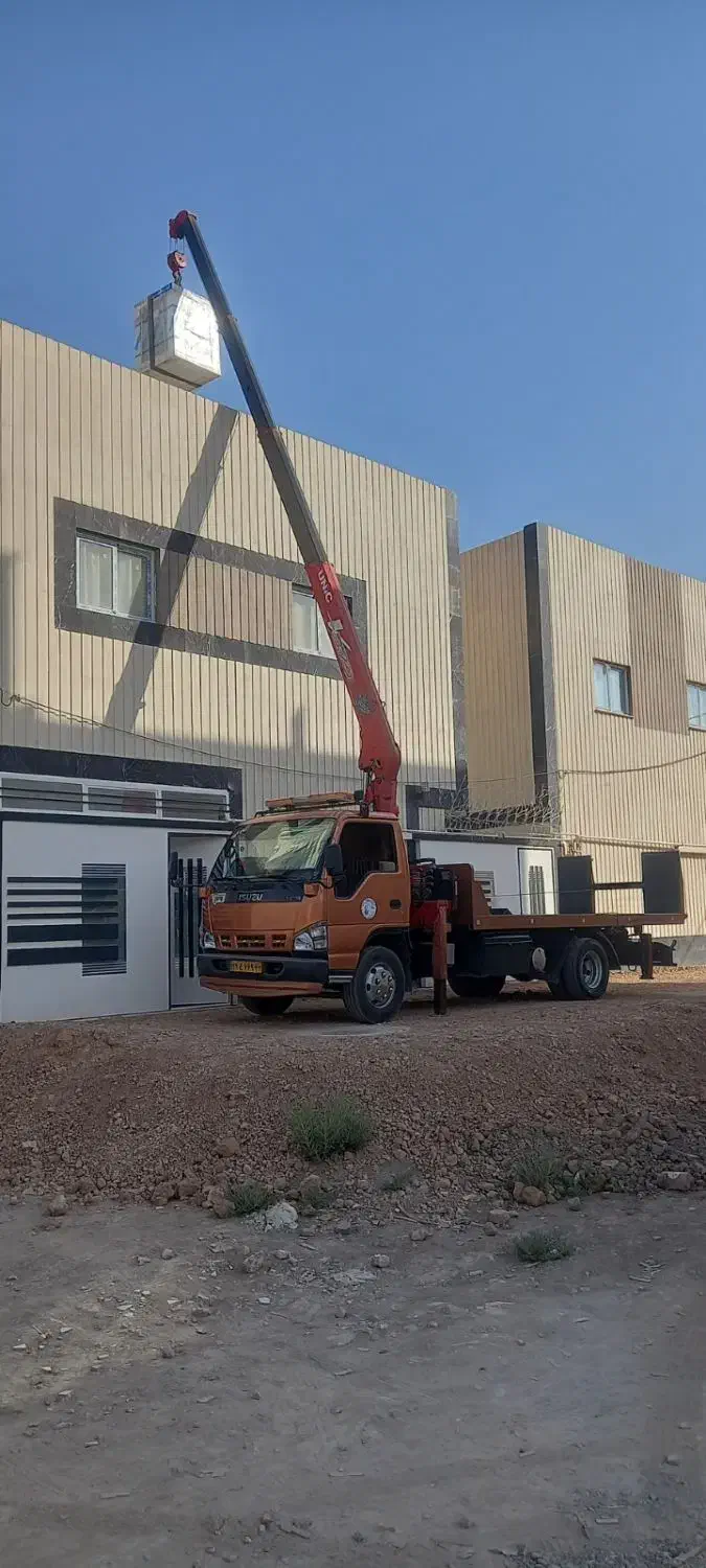 خدمات جرثقیل خودروبر جرثقیل کفی دار|خدمات حمل و نقل|اصفهان, آبشار|دیوار