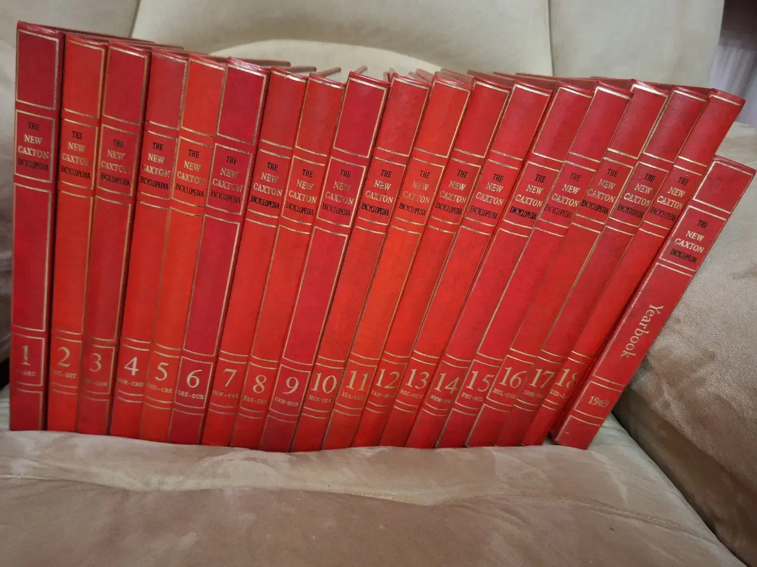 سری کامل و تمیز نایاب the new caxton encyclopedia|کتاب و مجله تاریخی|تبریز, |دیوار