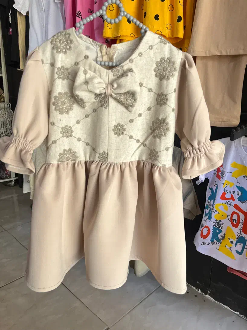 پیراهن مجلسی بچگانه|کفش و لباس بچه|خرمآباد, |دیوار