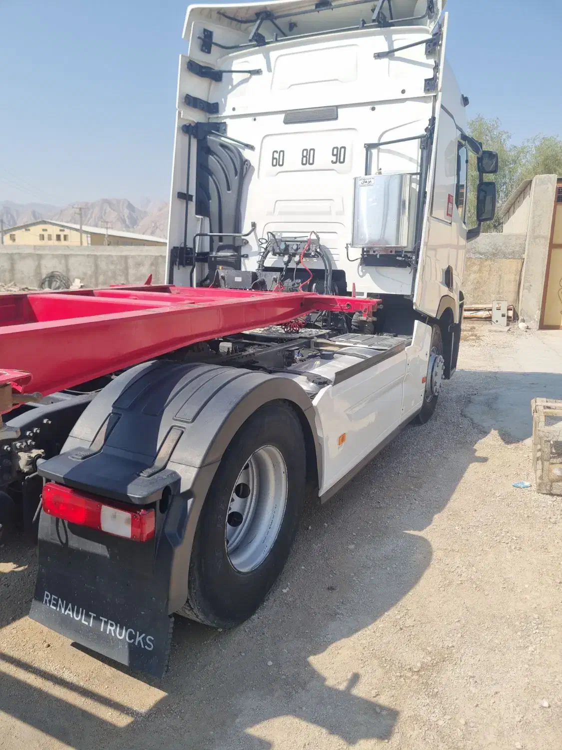 کشنده رنو تی ۴۶۰|خودرو سنگین|خمیر, |دیوار